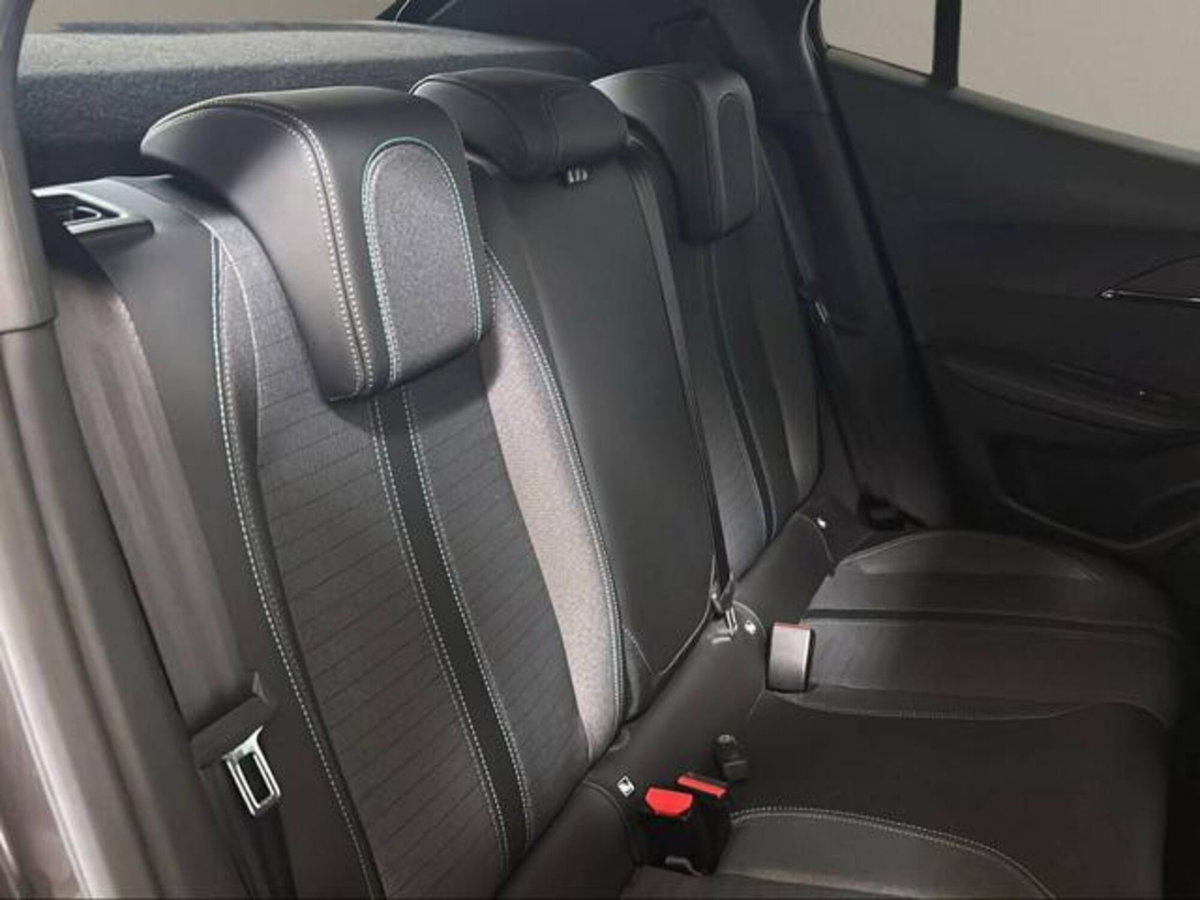 Peugeot 2008 BlueHDi 110 S&S Allure Pack (12)