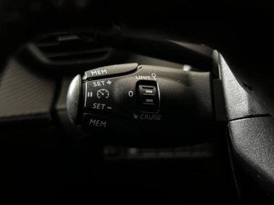 Peugeot 2008 BlueHDi 110 S&S Allure Pack (17)