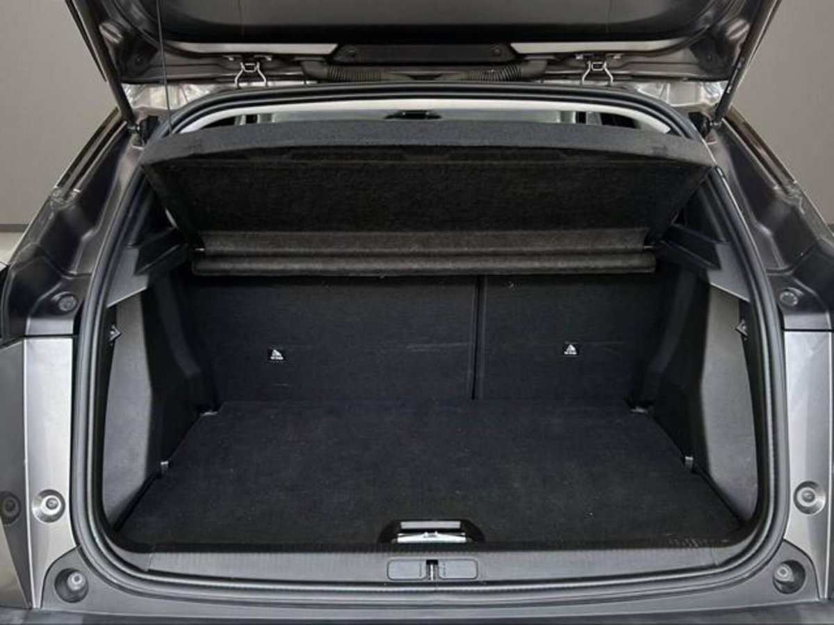 Peugeot 2008 BlueHDi 110 S&S Allure Pack (7)