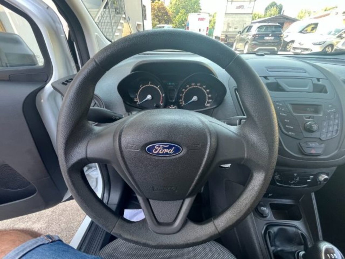 Ford Transit Courier 1.5 TDCi 75CV  Entry (15)