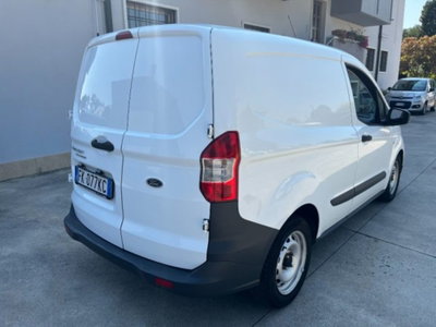 Ford Transit Courier 1.5 TDCi 75CV  Entry (4)