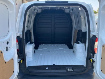 Ford Transit Courier 1.5 TDCi 75CV  Entry (8)