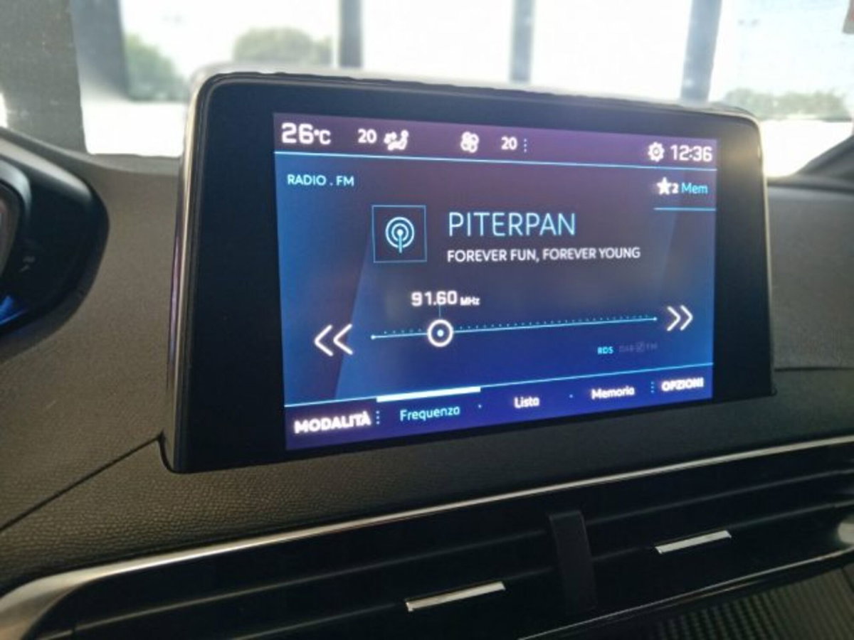 Peugeot 3008 PureTech Turbo 130 S&S Active Pack (18)