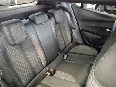 Peugeot 2008 PureTech 100 S&S Allure (13)