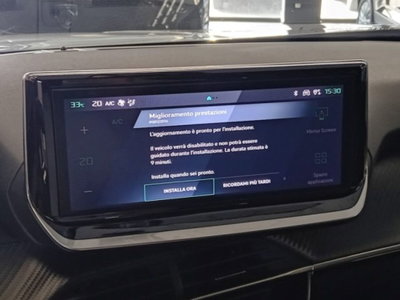 Peugeot 2008 PureTech 100 S&S Allure (17)