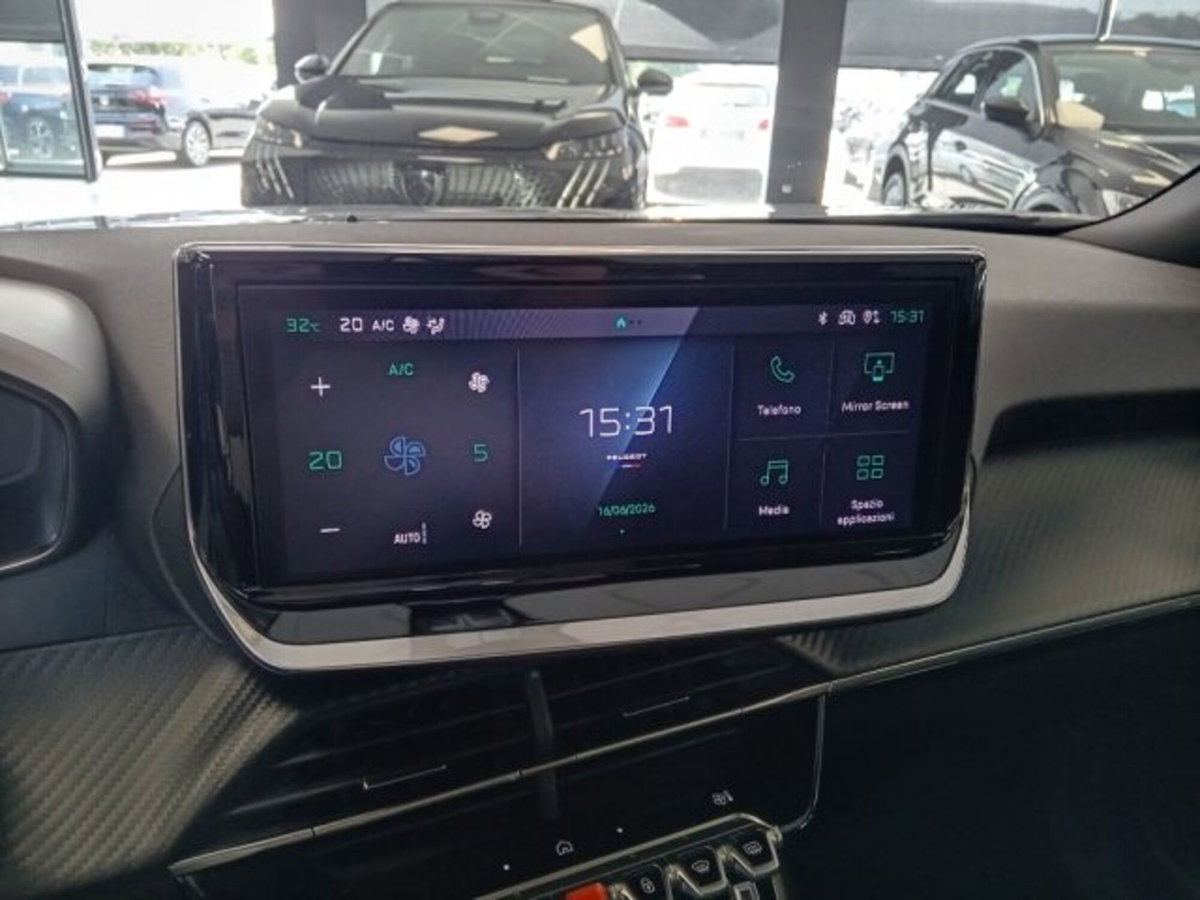 Peugeot 2008 PureTech 100 S&S Allure (20)