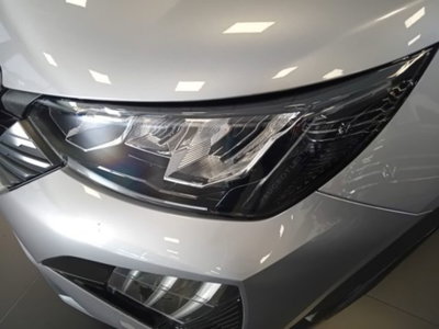 Peugeot 2008 PureTech 100 S&S Allure (5)