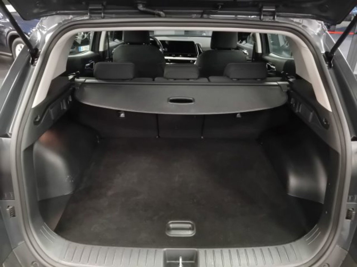Kia Sportage 1.6 crdi mhev Business dct (9)
