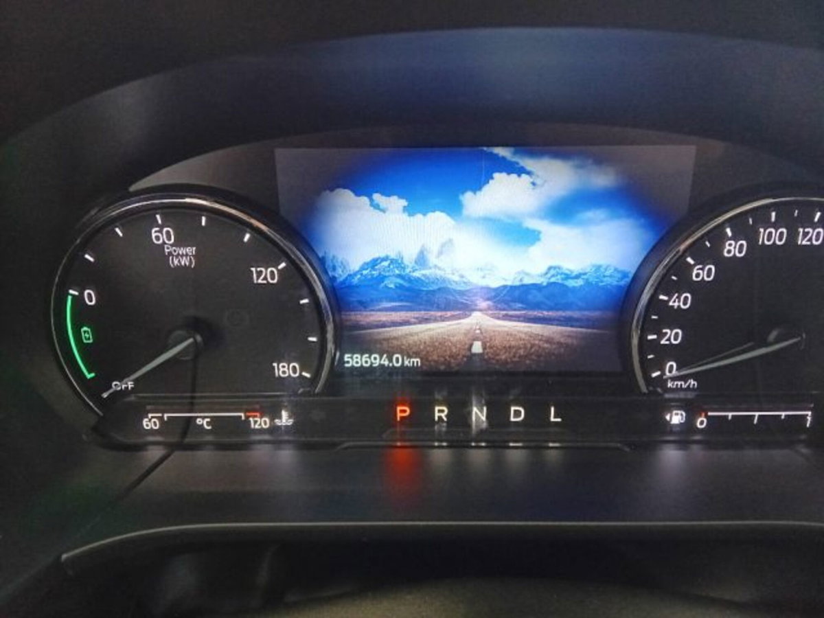 Ford Kuga 2.5 Plug In Hybrid 225 CV CVT 2WD Titanium (12)