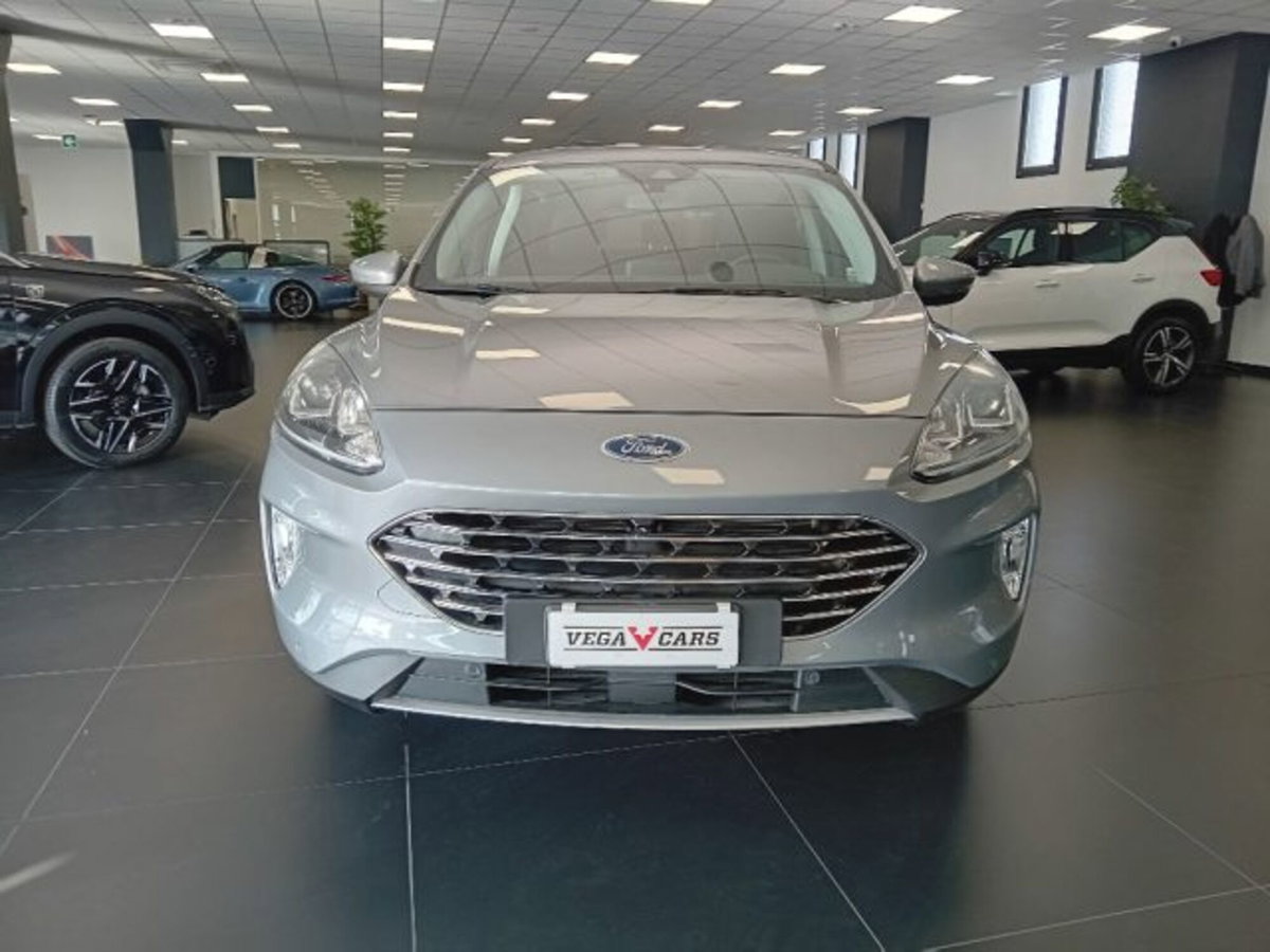 Ford Kuga 2.5 Plug In Hybrid 225 CV CVT 2WD Titanium (2)