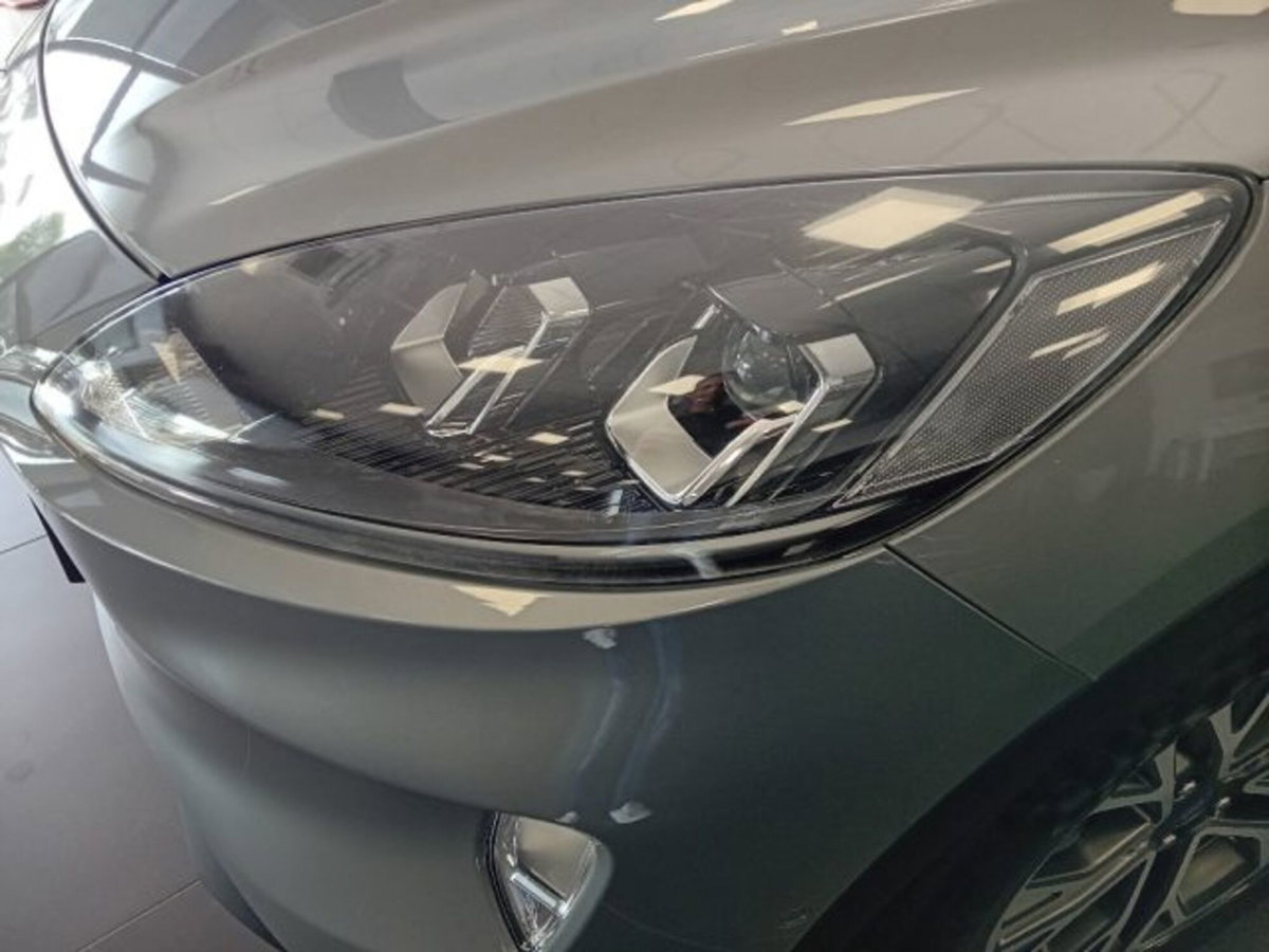 Ford Kuga 2.5 Plug In Hybrid 225 CV CVT 2WD Titanium (4)