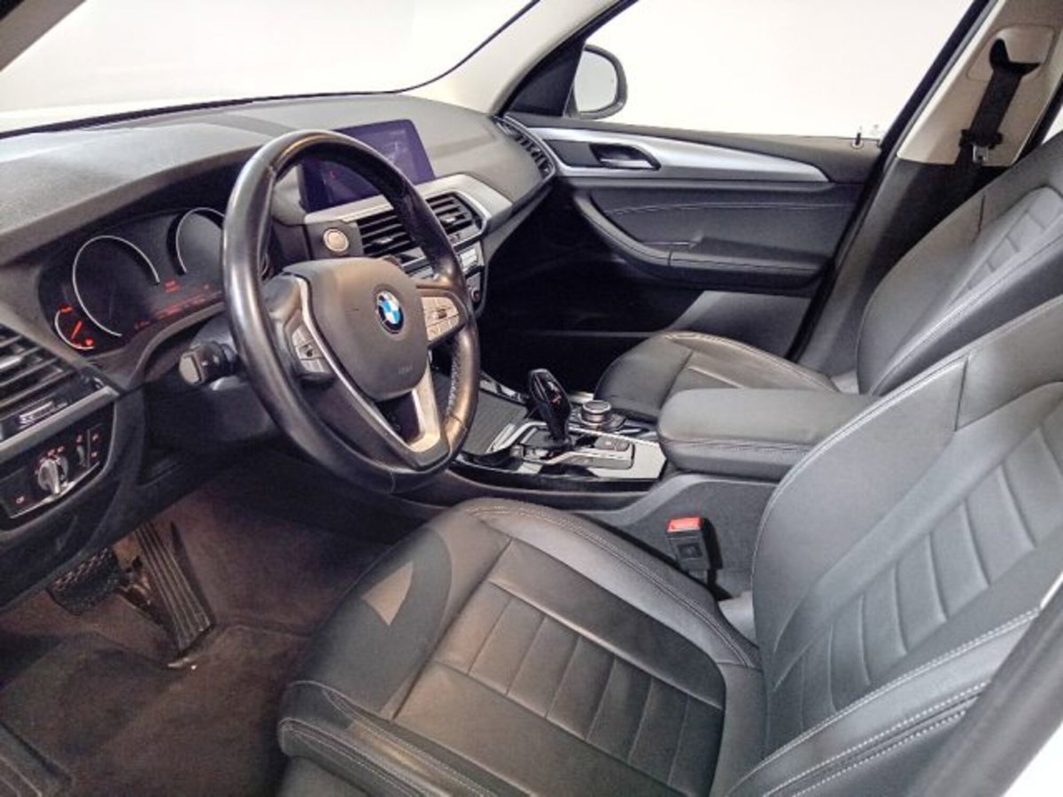 BMW X3 xDrive20d 48V Business Advantage (10)