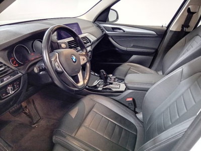 BMW X3 xDrive20d 48V Business Advantage (10)