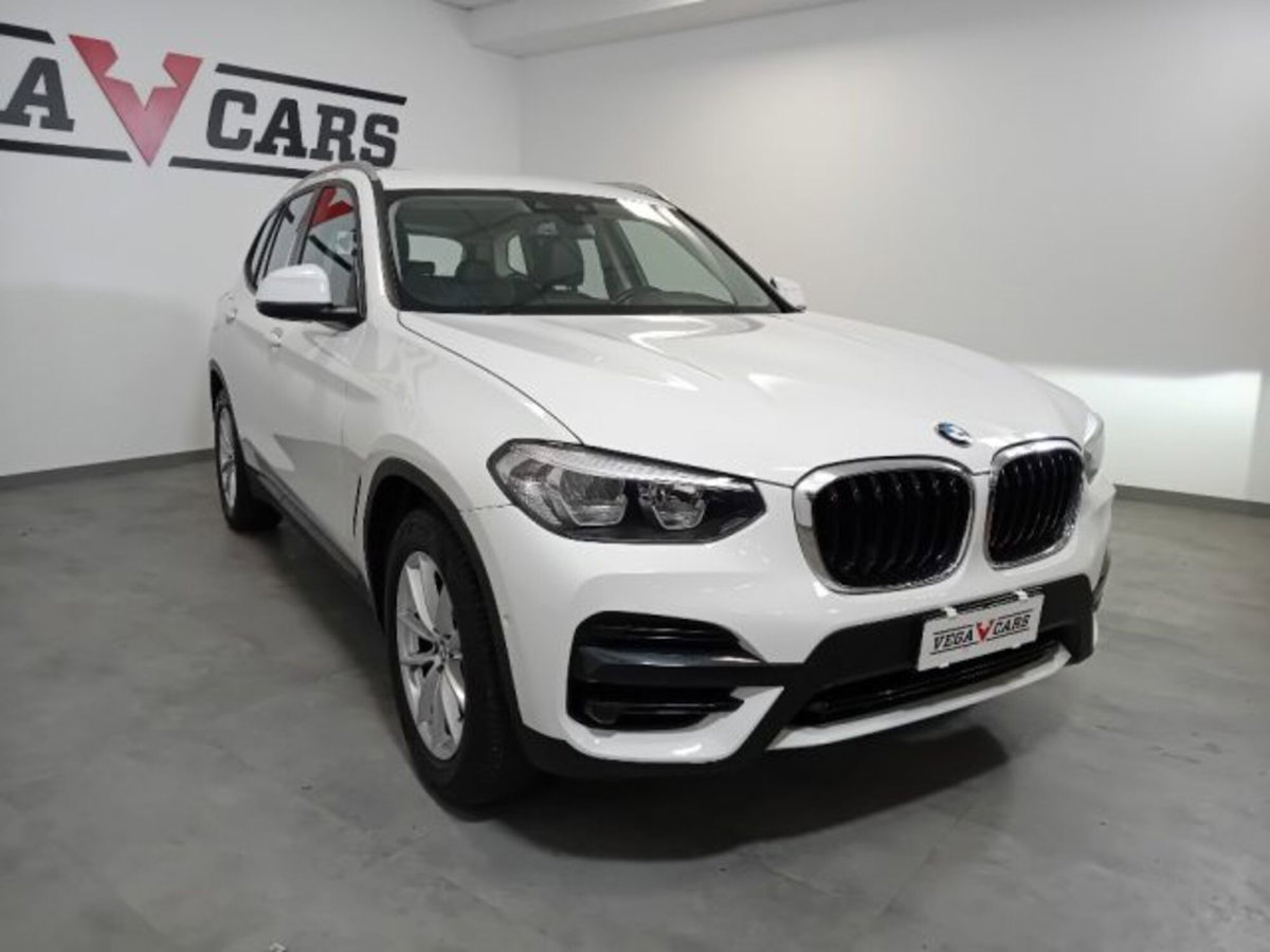 BMW X3 xDrive20d 48V Business Advantage (3)