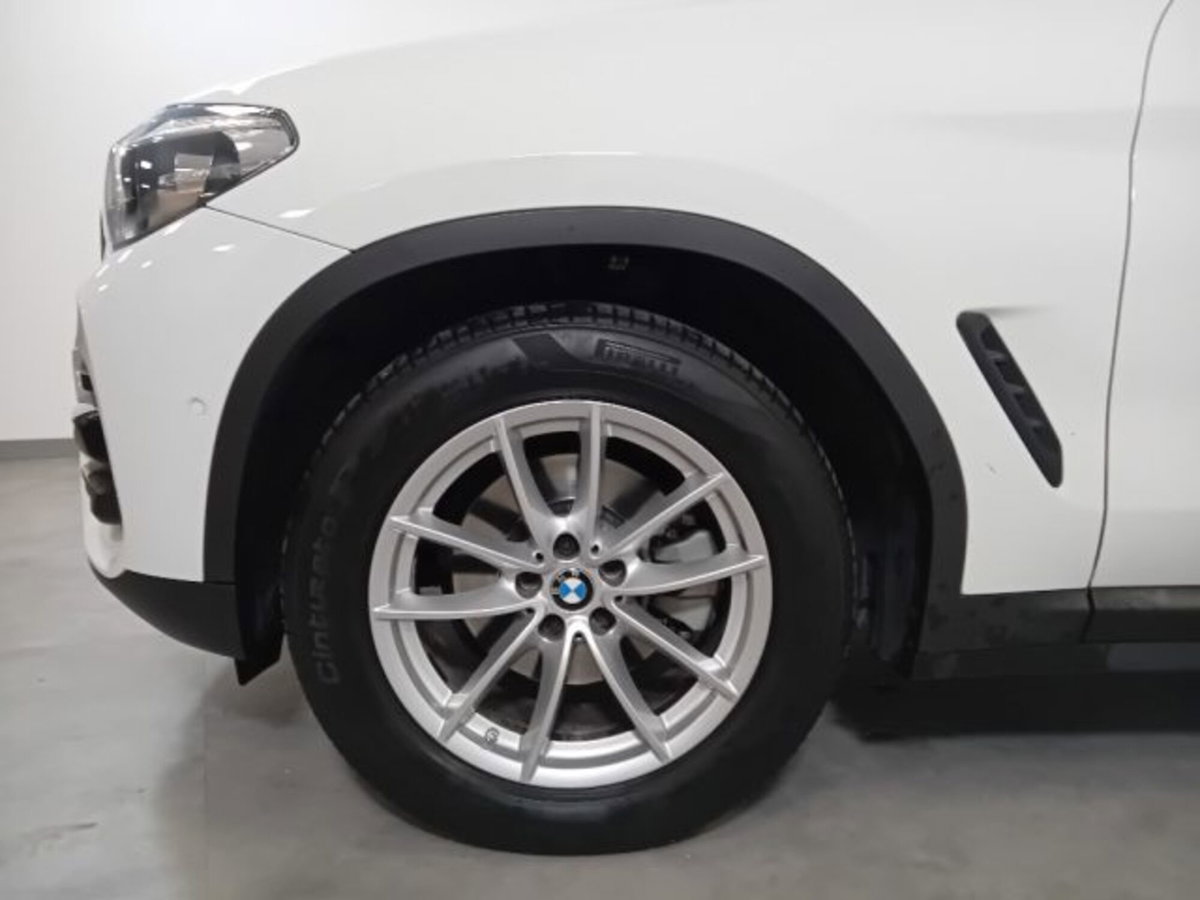 BMW X3 xDrive20d 48V Business Advantage (7)