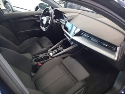 Audi A3 Sportback 35 TDI S tronic S line edition (14)