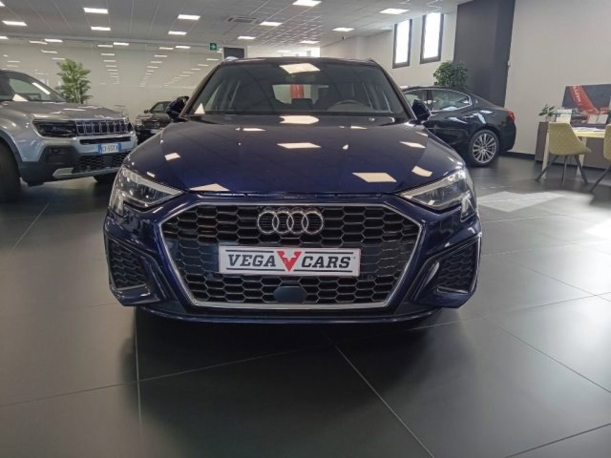 Audi A3 Sportback 35 TDI S tronic S line edition (2)