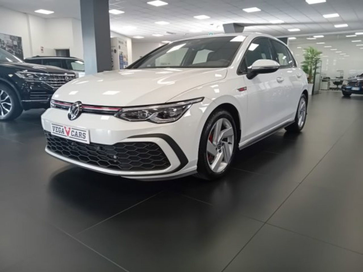 Volkswagen Golf 2.0 TSI GTI DSG