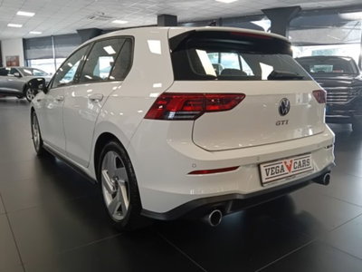 Volkswagen Golf 2.0 TSI GTI DSG (7)