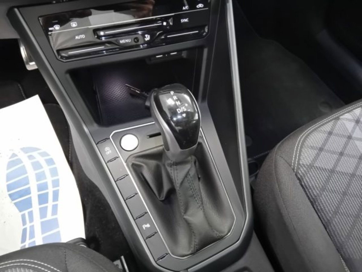 Volkswagen Taigo 1.5 tsi R-Line 150cv dsg (18)
