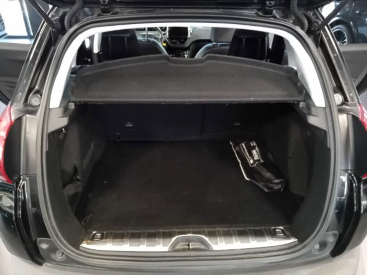 Peugeot 2008 100 S&S Allure (10)
