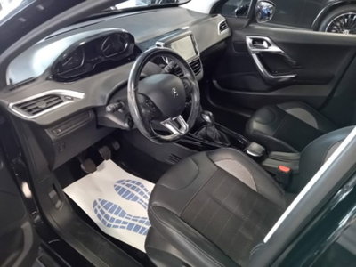 Peugeot 2008 100 S&S Allure (8)