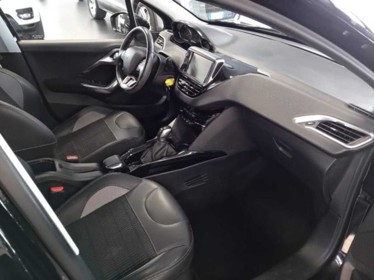 Peugeot 2008 100 S&S Allure (9)