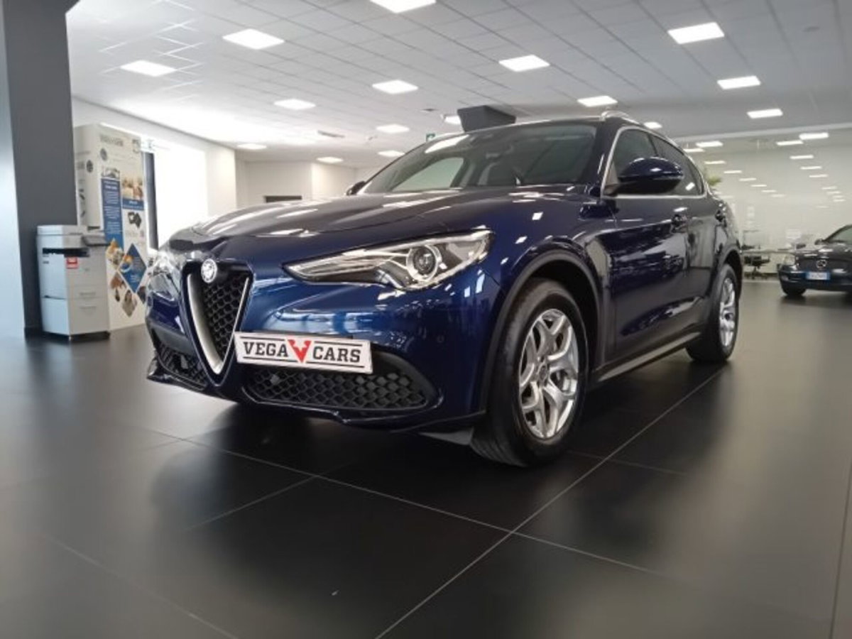 Alfa Romeo Stelvio Stelvio 2.2 Turbodiesel 160 CV AT8 RWD Super Business