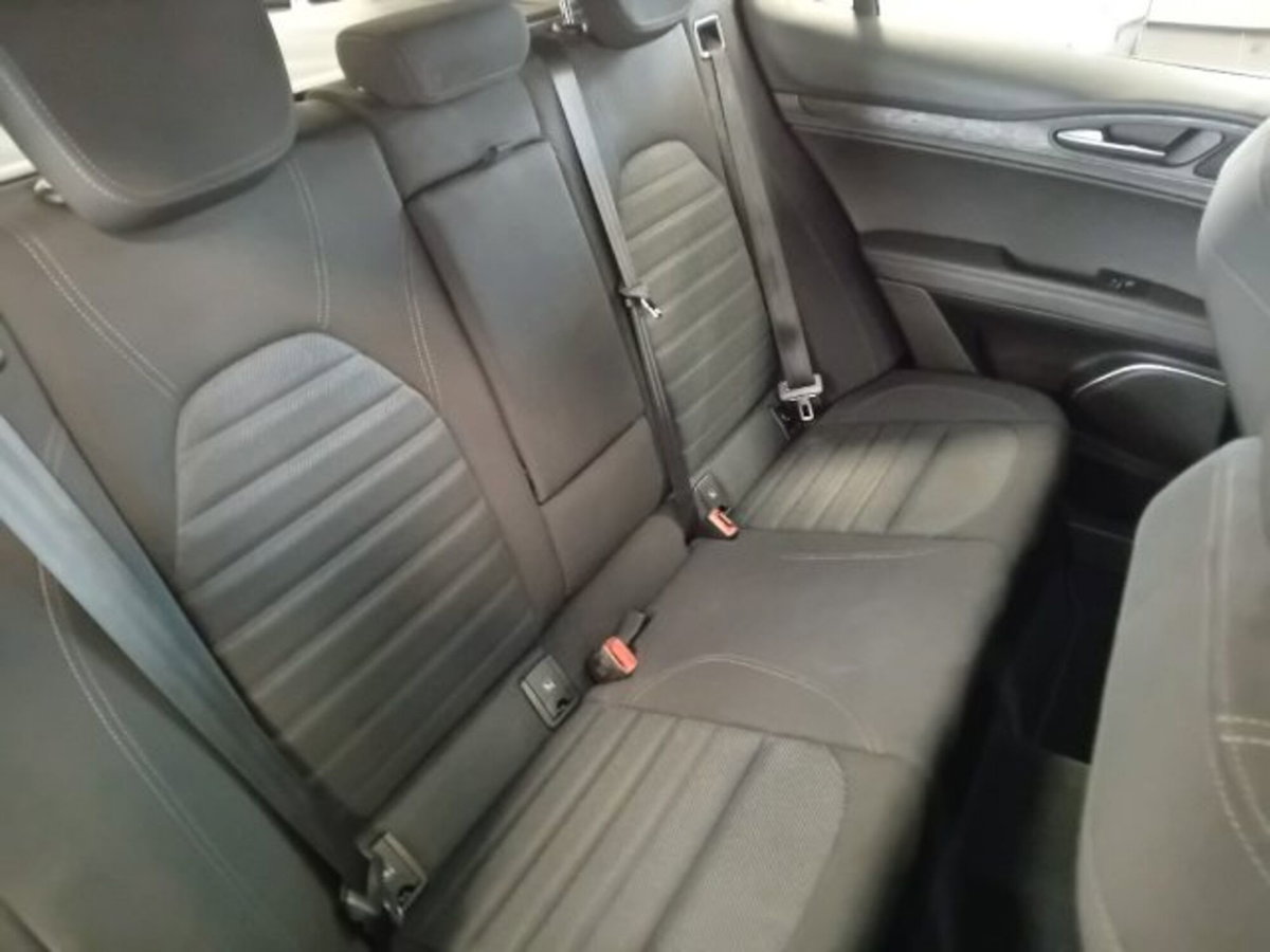 Alfa Romeo Stelvio Stelvio 2.2 Turbodiesel 160 CV AT8 RWD Super Business (14)