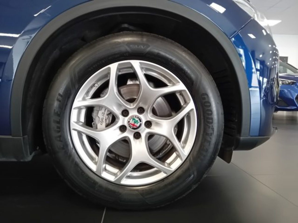Alfa Romeo Stelvio Stelvio 2.2 Turbodiesel 160 CV AT8 RWD Super Business (5)