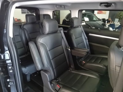 Peugeot Traveller BlueHDi 180 S&S EAT8 Long Allure (14)