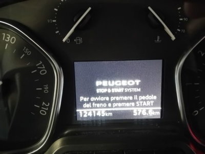 Peugeot Traveller BlueHDi 180 S&S EAT8 Long Allure (19)