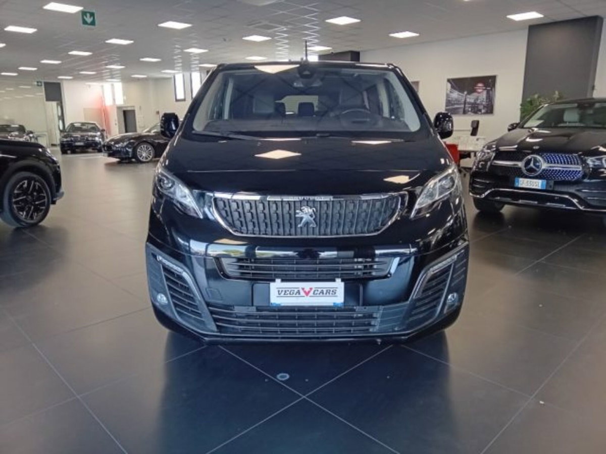 Peugeot Traveller BlueHDi 180 S&S EAT8 Long Allure (2)