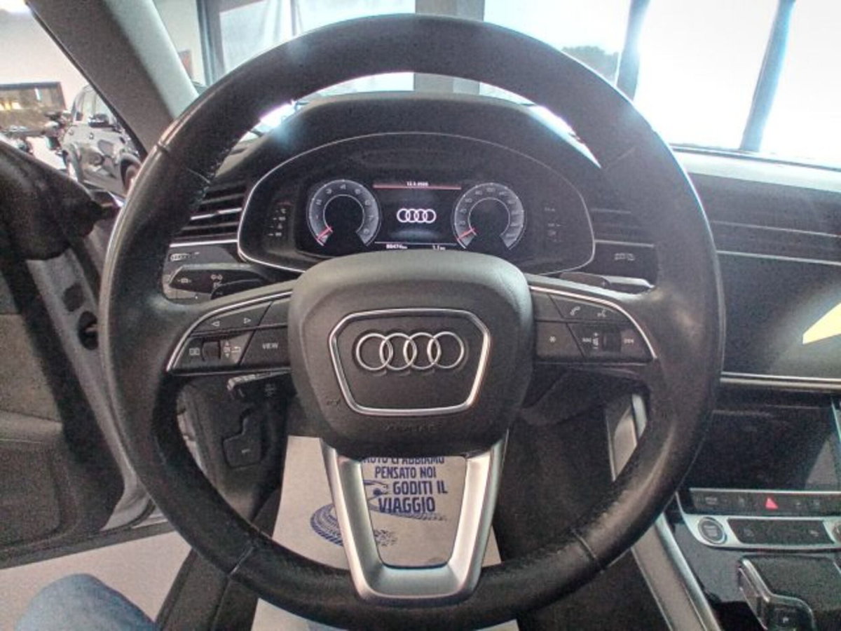 Audi Q8 Q8 55 TFSI quattro tiptronic Sport (14)