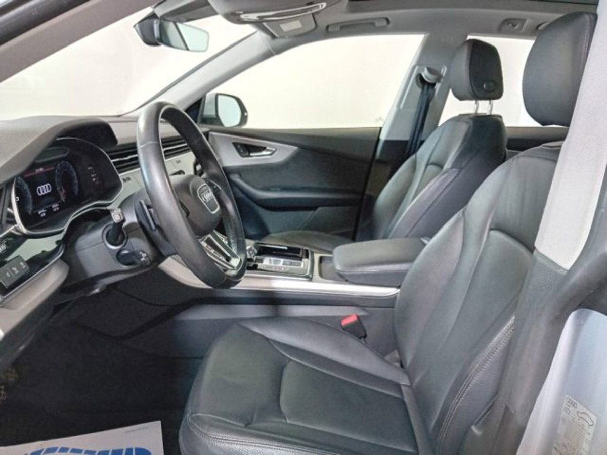 Audi Q8 Q8 55 TFSI quattro tiptronic Sport (9)