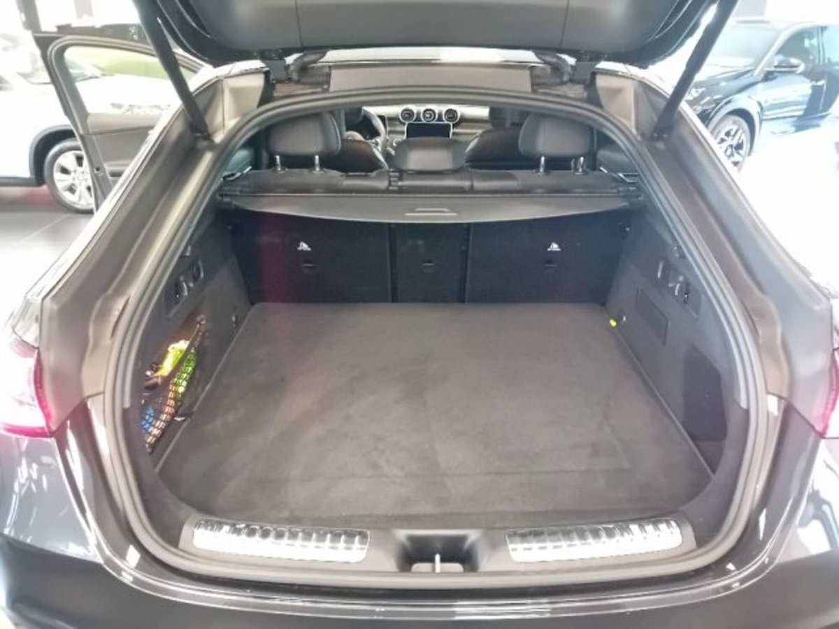 Mercedes-Benz GLC 220 d 4Matic Mild Hybrid AMG Premium Plus (10)