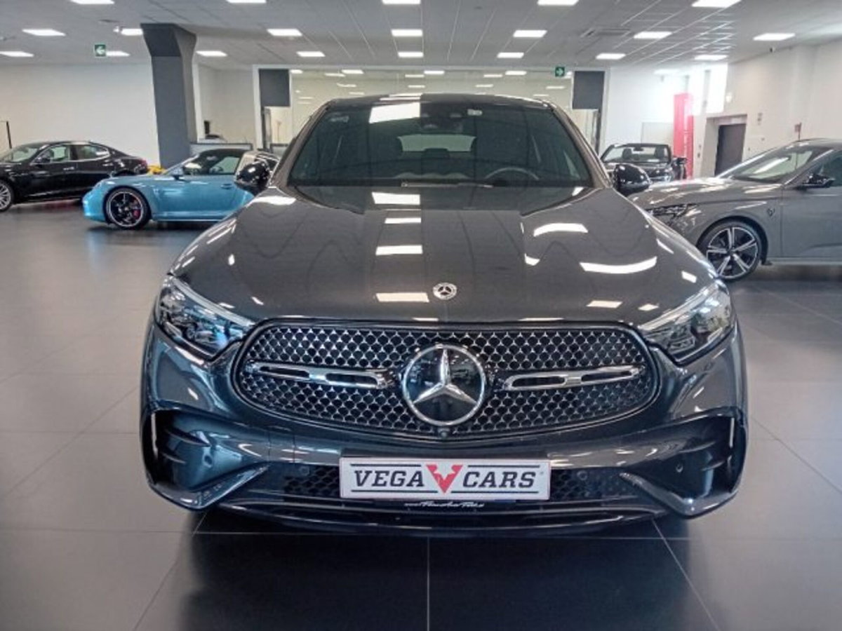 Mercedes-Benz GLC 220 d 4Matic Mild Hybrid AMG Premium Plus (2)