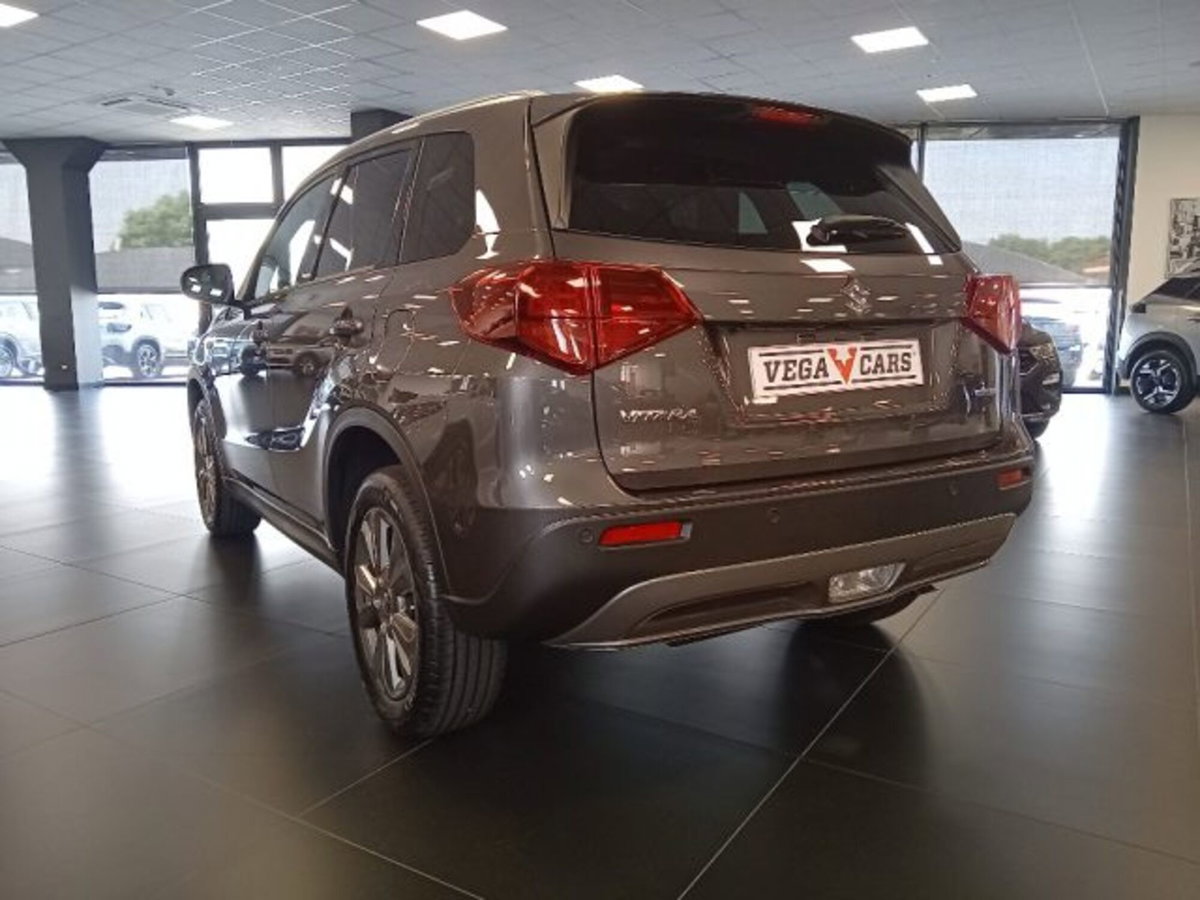 Suzuki Vitara 1.4h Top 2wd 110cv (6)