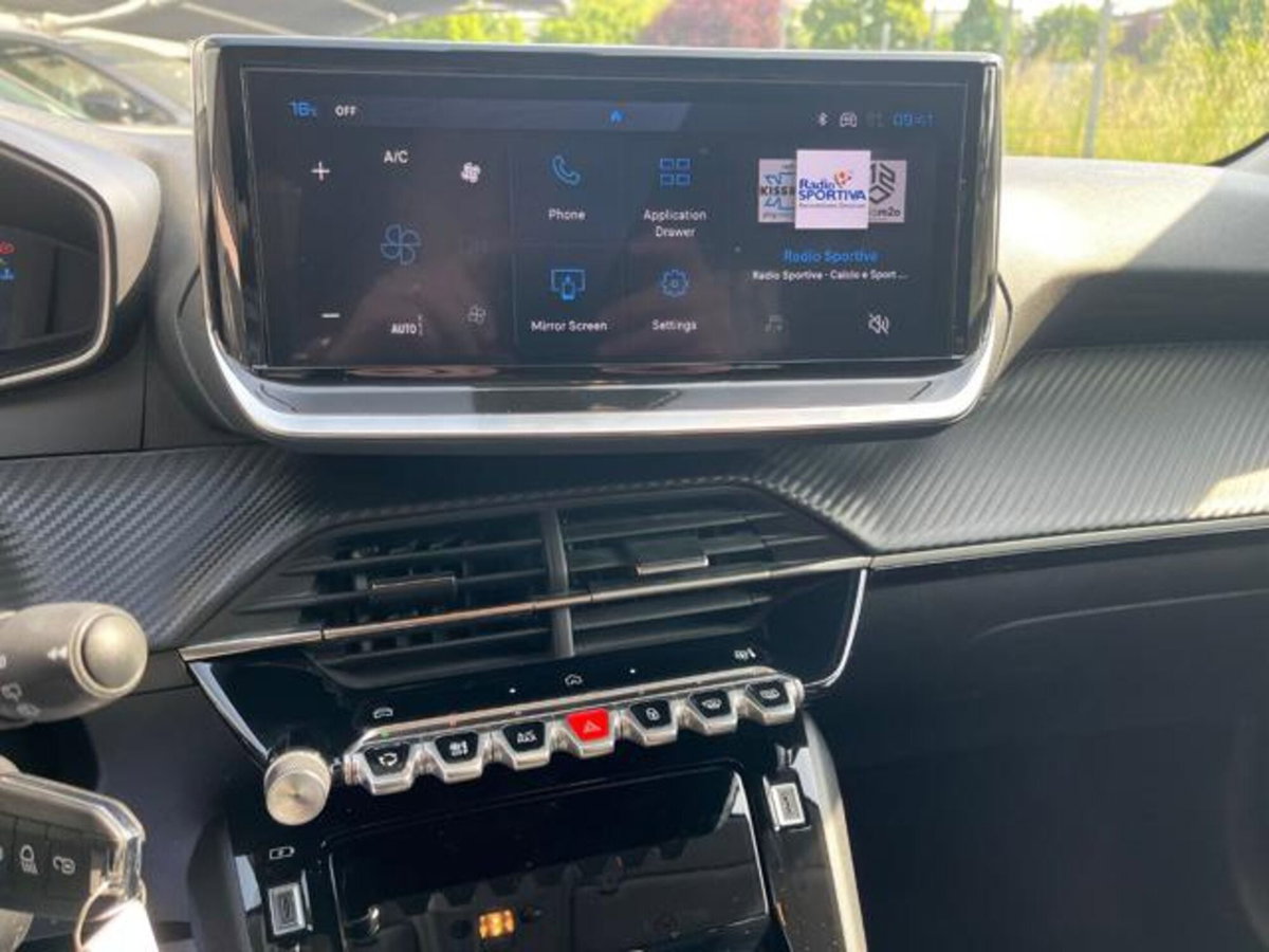 Peugeot 208 PureTech 100 Stop&Start 5 porte Allure (9)