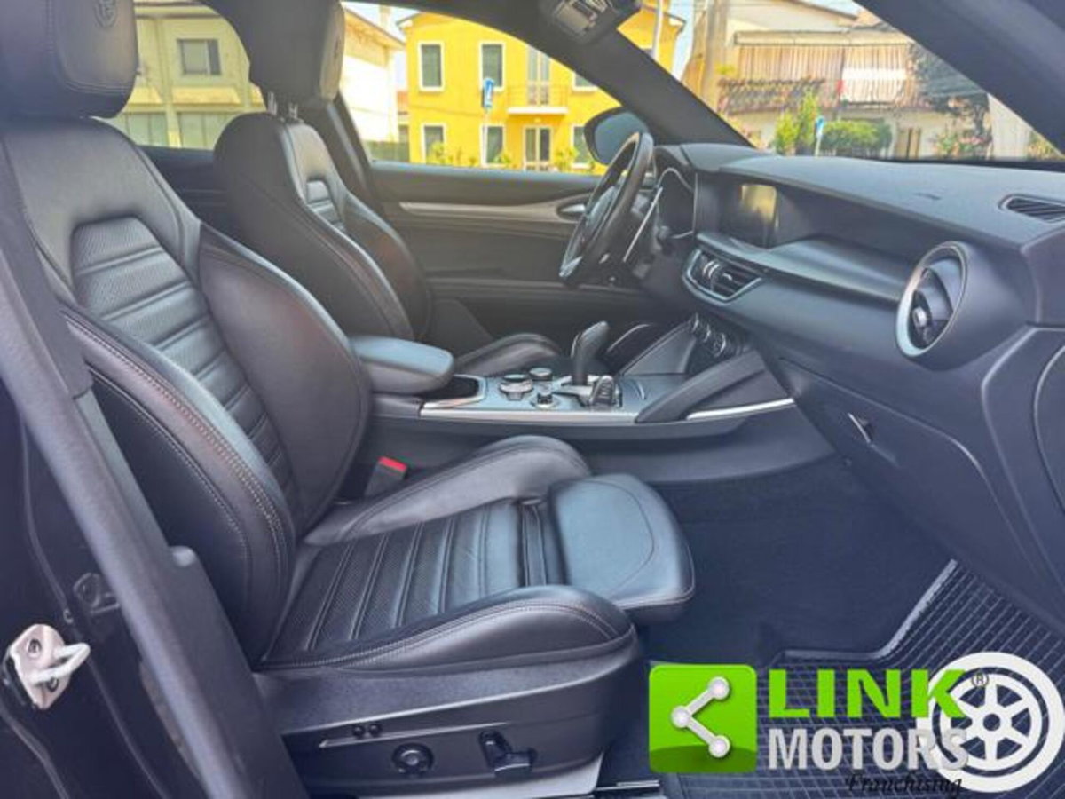 Alfa Romeo Stelvio Stelvio 2.2 Turbodiesel 210 CV AT8 Q4 Veloce (12)