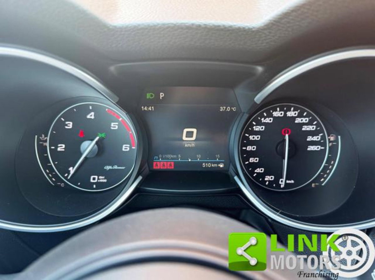 Alfa Romeo Stelvio Stelvio 2.2 Turbodiesel 210 CV AT8 Q4 Veloce (19)