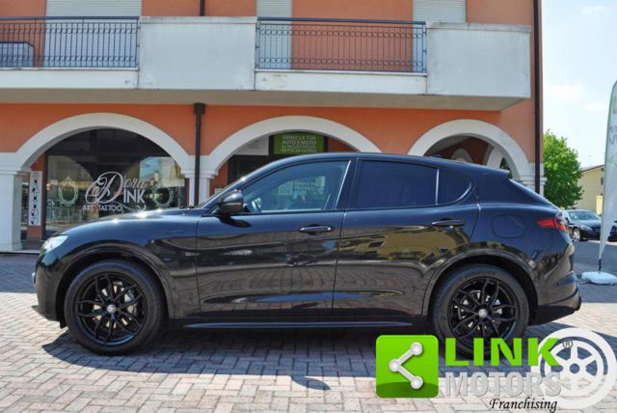 Alfa Romeo Stelvio Stelvio 2.2 Turbodiesel 210 CV AT8 Q4 Veloce (2)