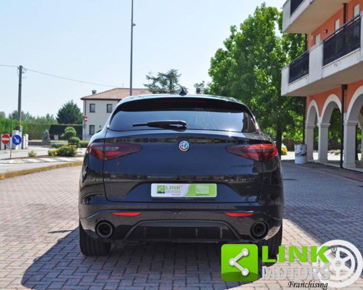 Alfa Romeo Stelvio Stelvio 2.2 Turbodiesel 210 CV AT8 Q4 Veloce (4)