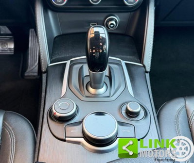 Alfa Romeo Stelvio Stelvio 2.2 Turbodiesel 210 CV AT8 Q4 Executive (16)