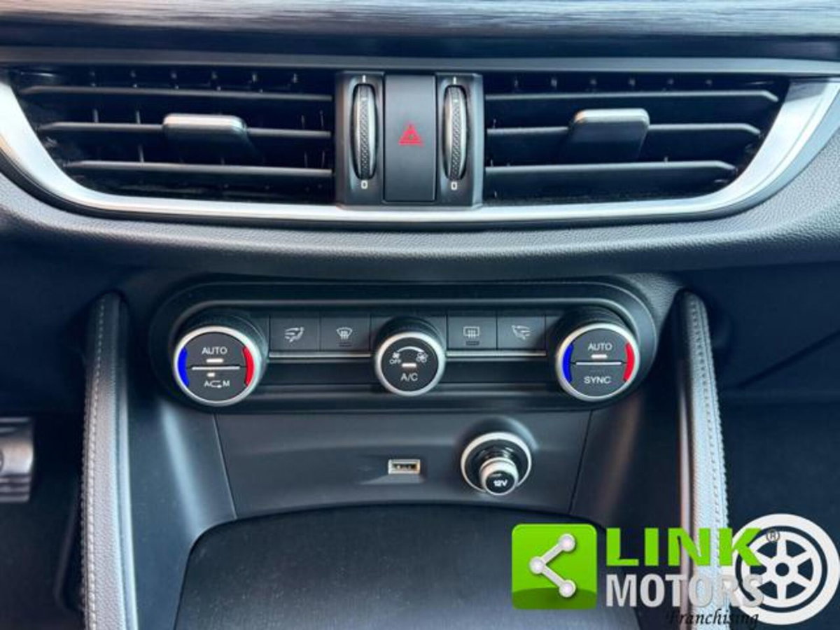 Alfa Romeo Stelvio Stelvio 2.2 Turbodiesel 210 CV AT8 Q4 Executive (19)