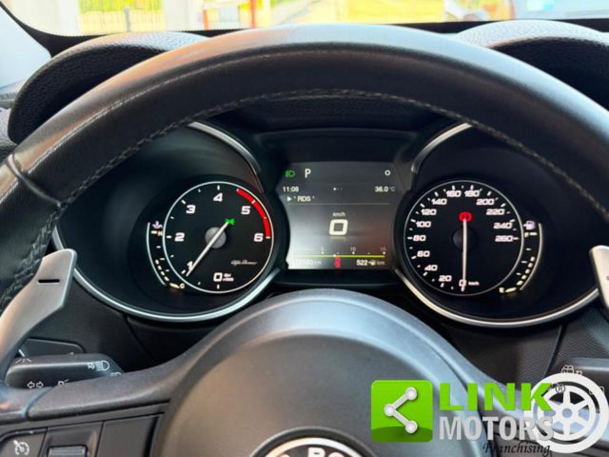 Alfa Romeo Stelvio Stelvio 2.2 Turbodiesel 210 CV AT8 Q4 Executive (20)