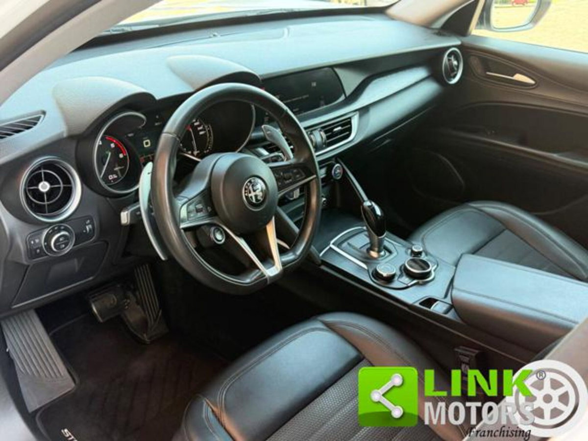 Alfa Romeo Stelvio Stelvio 2.2 Turbodiesel 210 CV AT8 Q4 Executive (9)