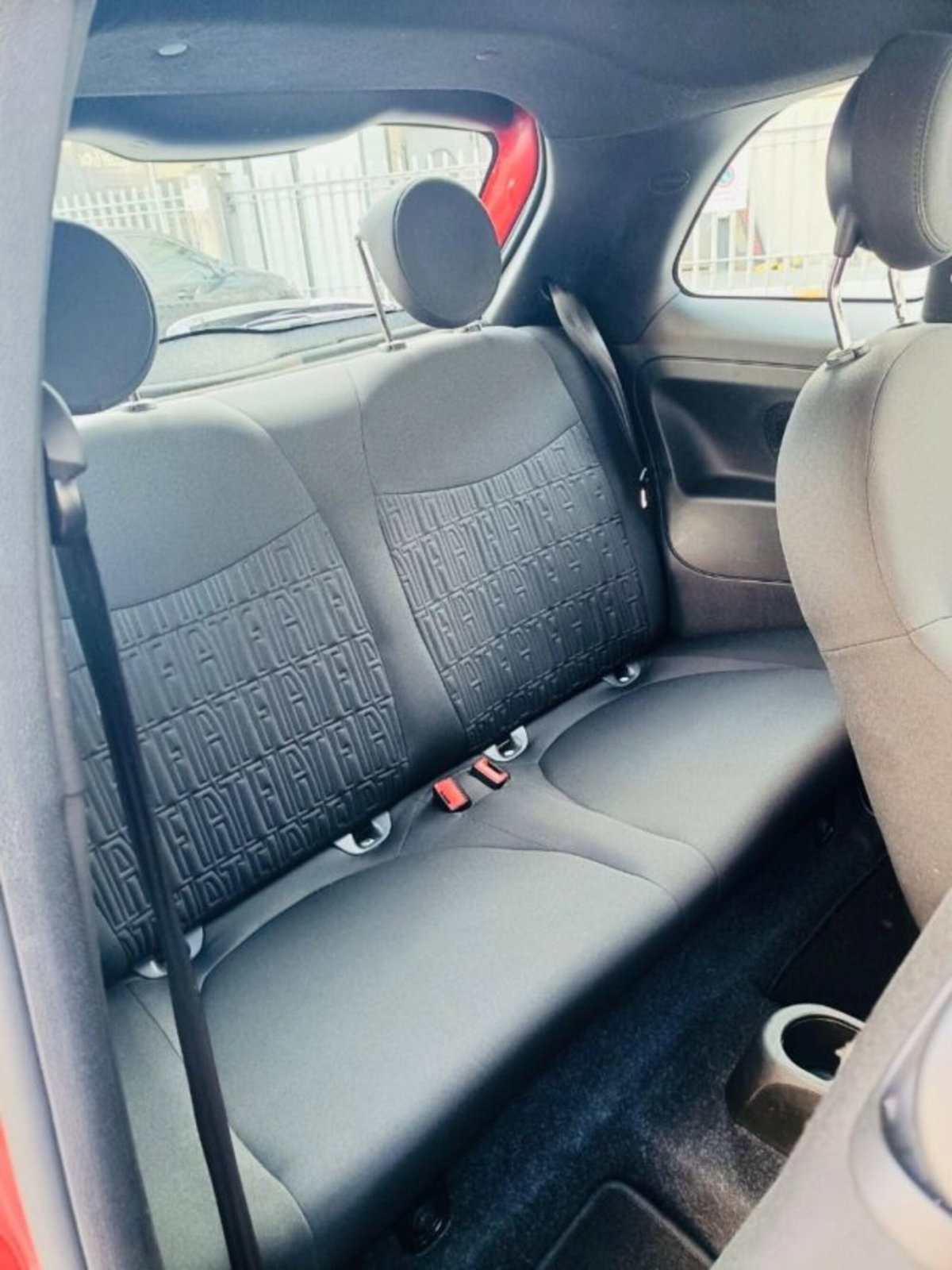 Fiat 500 1.0 Hybrid Red (10)