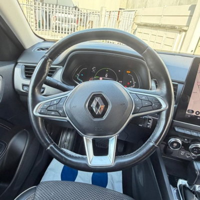 Renault Arkana E-Tech 145 CV Intens (11)