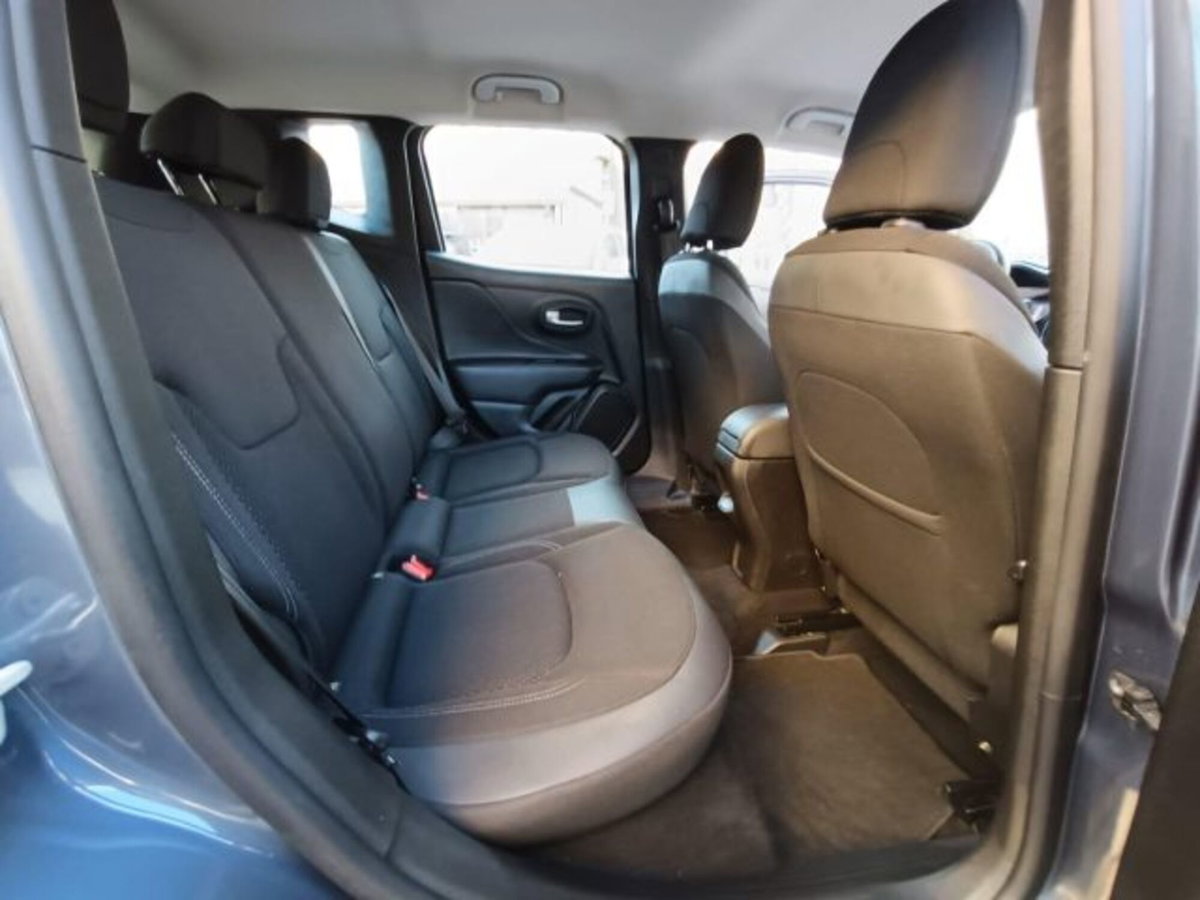 Jeep Renegade 1.6 Mjt 130 CV Limited (12)